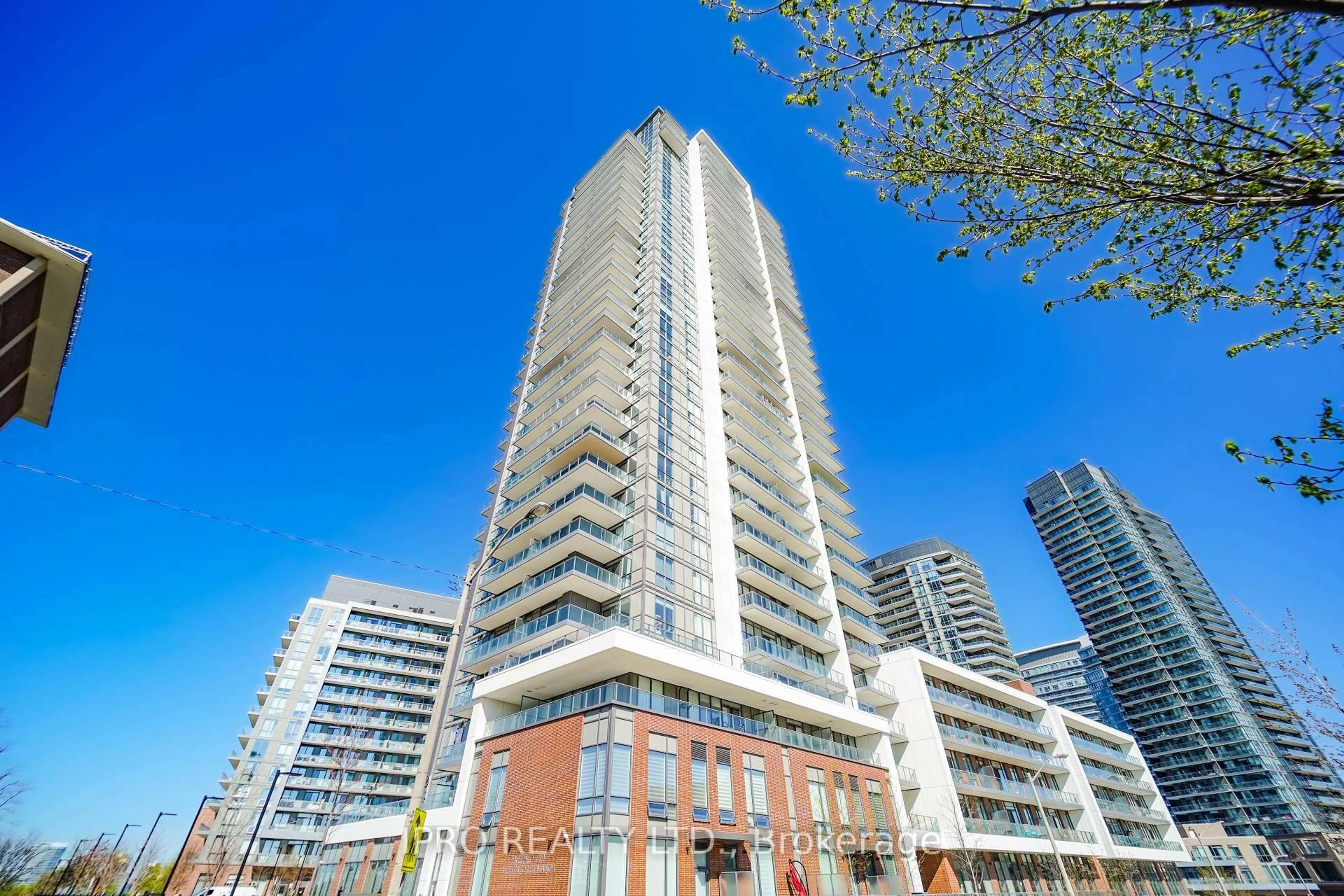 A pic from outside/outdoor area/front of a property/back of a property/a pic from drone, building for 32 Forest Manor Road Dr #407, Toronto Ontario M2J 0H2