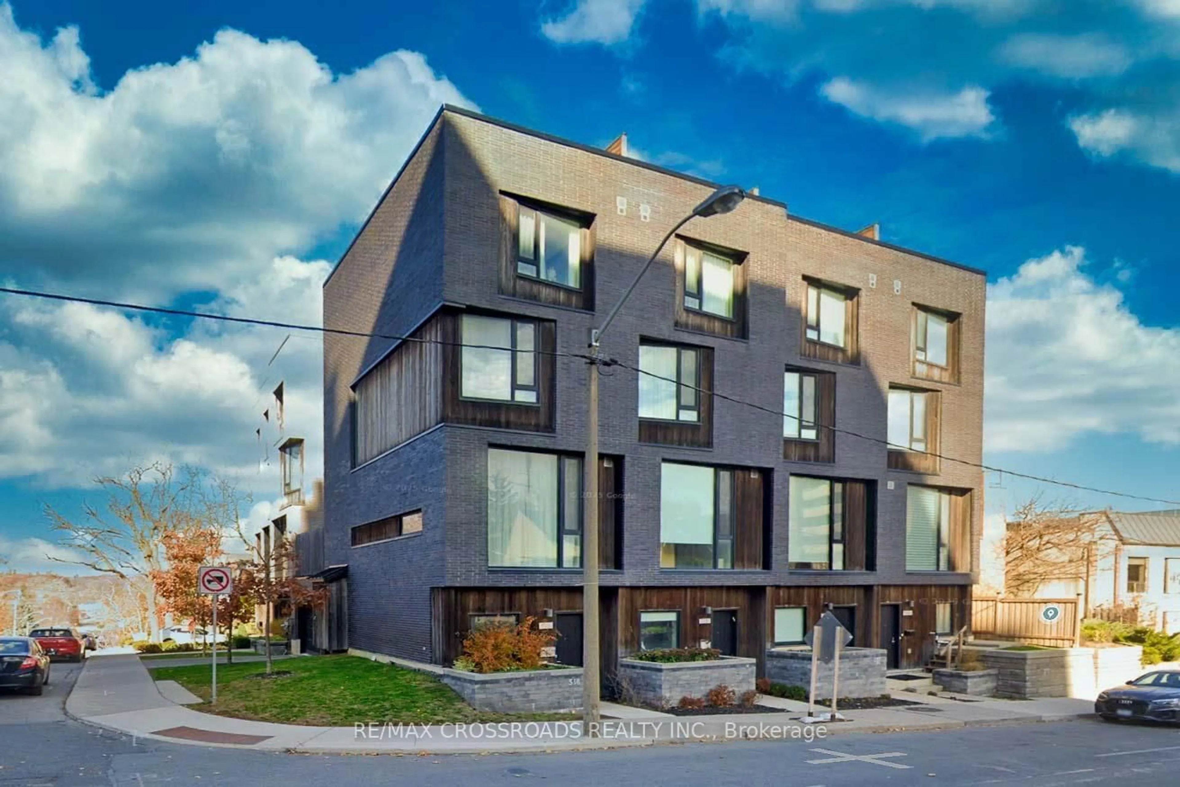 Home with brick exterior material, street for 536A Eglinton Ave, Toronto Ontario M4P 1N9