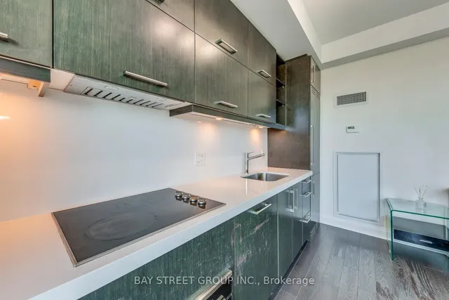 Additional property image - 1080 Bay St Unit 2707