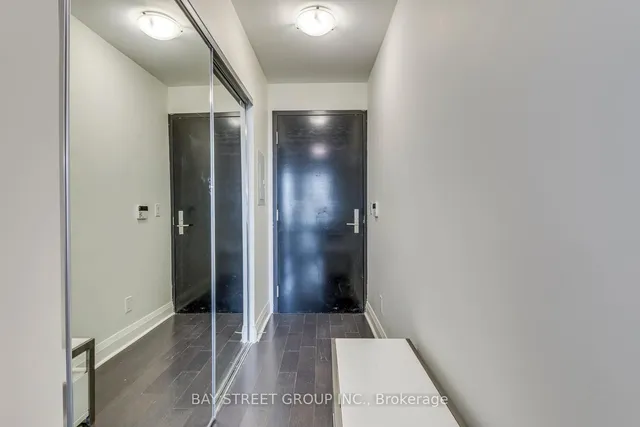 Additional property image - 1080 Bay St Unit 2707