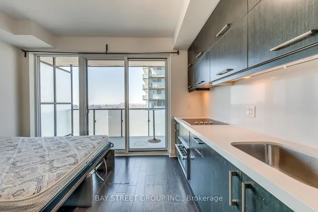Additional property image - 1080 Bay St Unit 2707