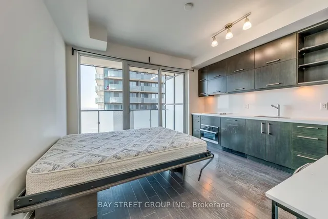 Additional property image - 1080 Bay St Unit 2707