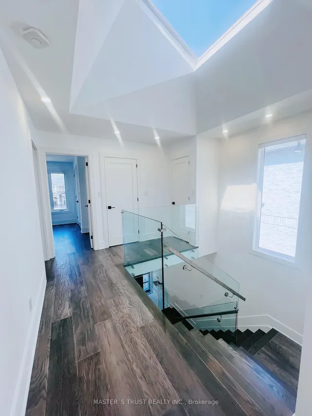 Additional property image - 515 Melrose Ave