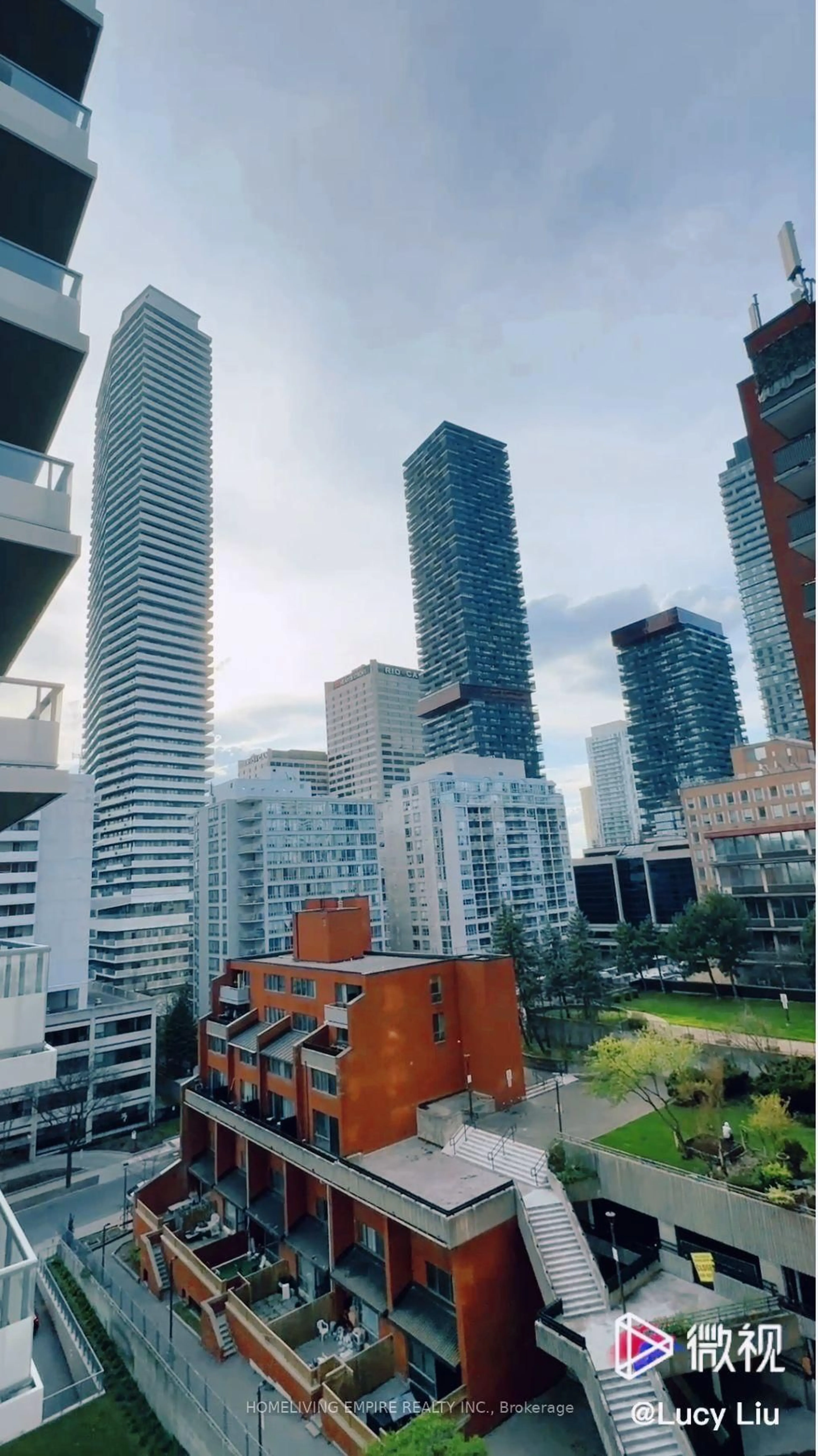 A pic from outside/outdoor area/front of a property/back of a property/a pic from drone, city buildings view from balcony for 50 Dunfield Ave #918, Toronto Ontario M4S 3A4