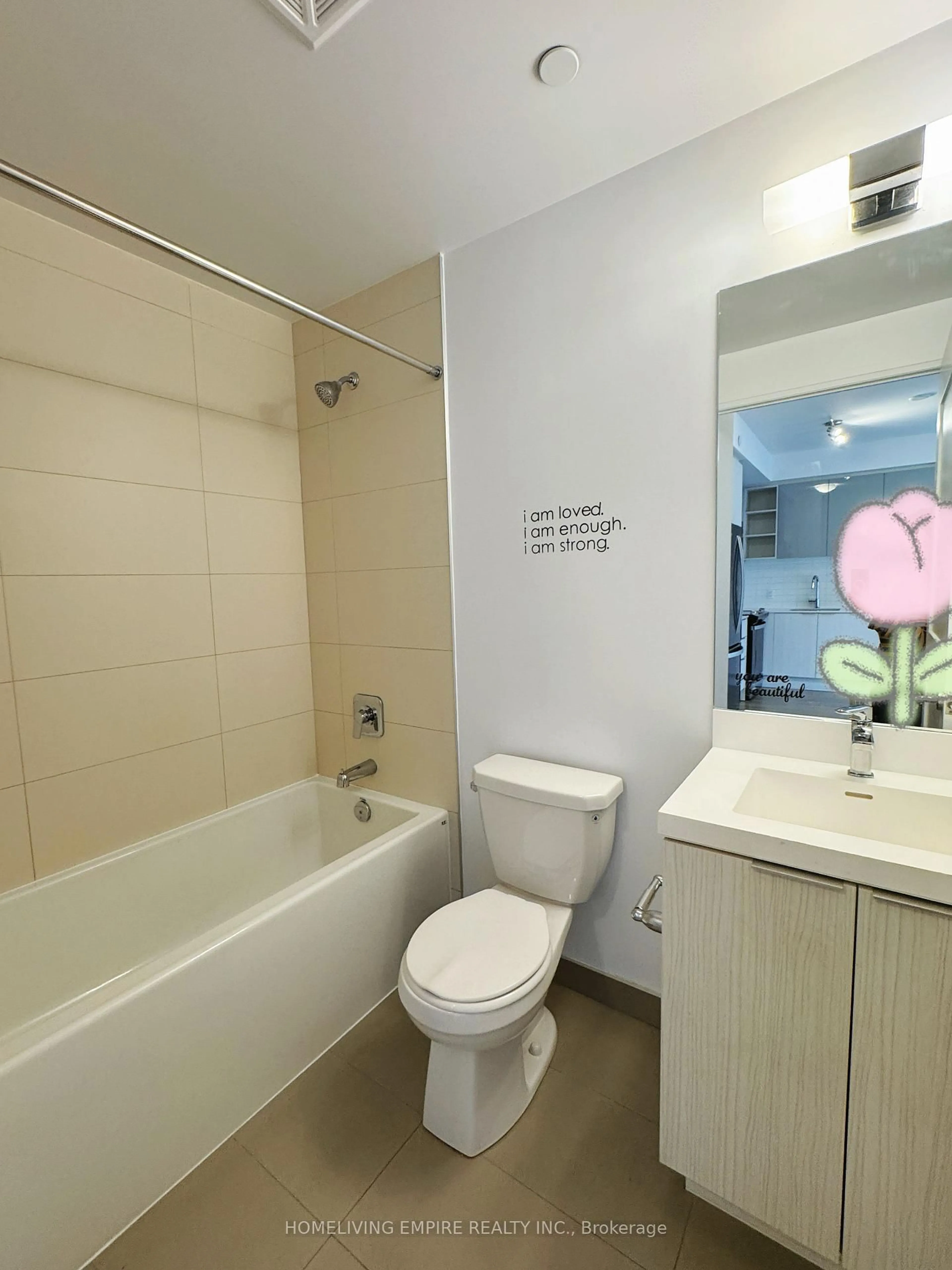 Standard bathroom, unknown for 50 Dunfield Ave #918, Toronto Ontario M4S 3A4