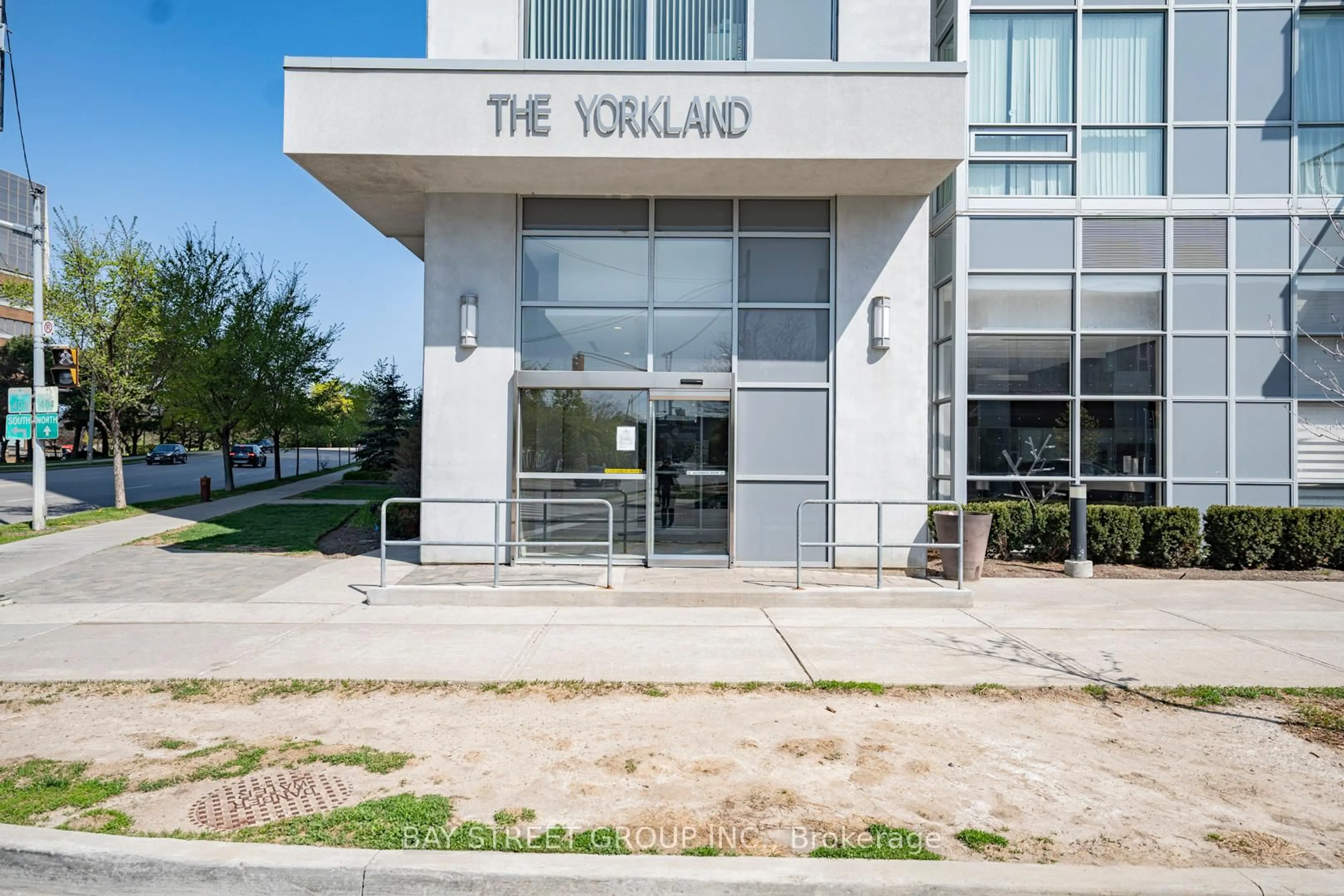 Unknown for 275 Yorkland Rd #1404, Toronto Ontario M2J 0B4
