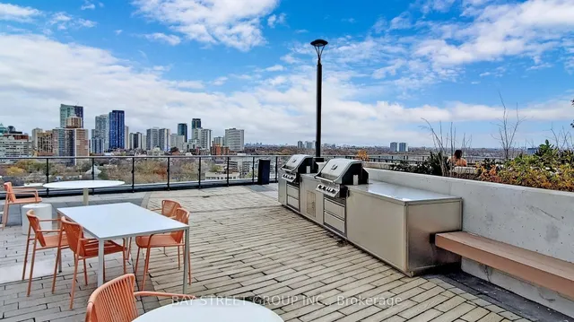 Additional property image - 251 Jarvis St Unit 1218