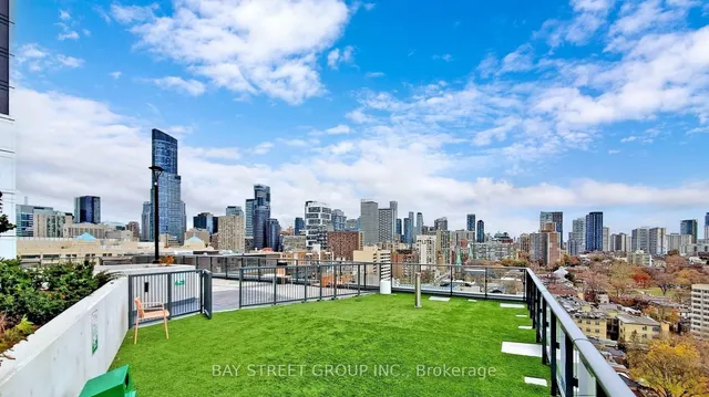 Additional property image - 251 Jarvis St Unit 1218