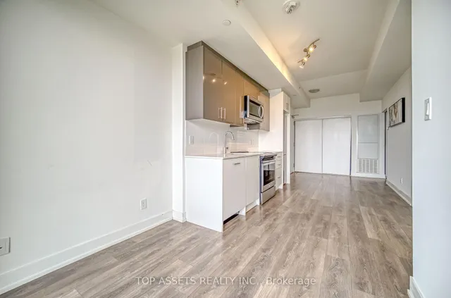 Additional property image - 180 Fairview Mall Dr Unit 1808
