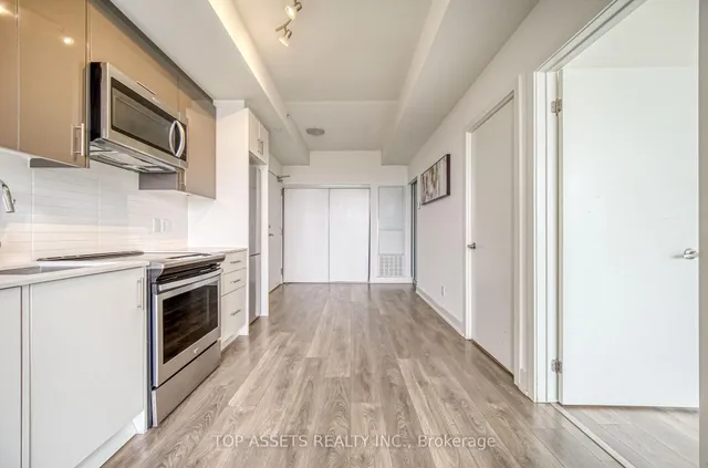 Additional property image - 180 Fairview Mall Dr Unit 1808