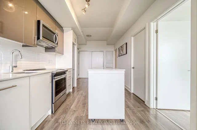 Additional property image - 180 Fairview Mall Dr Unit 1808