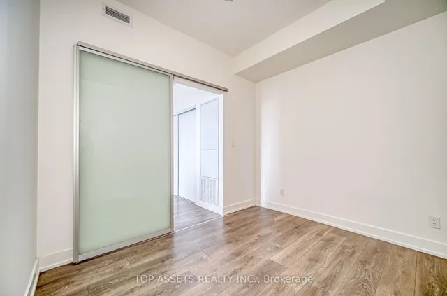 Additional property image - 180 Fairview Mall Dr Unit 1808