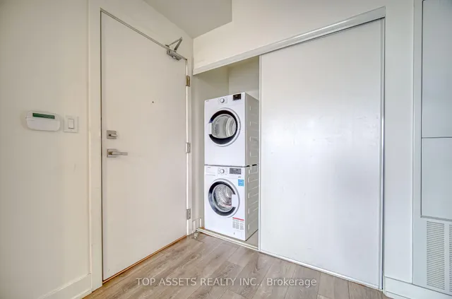 Additional property image - 180 Fairview Mall Dr Unit 1808