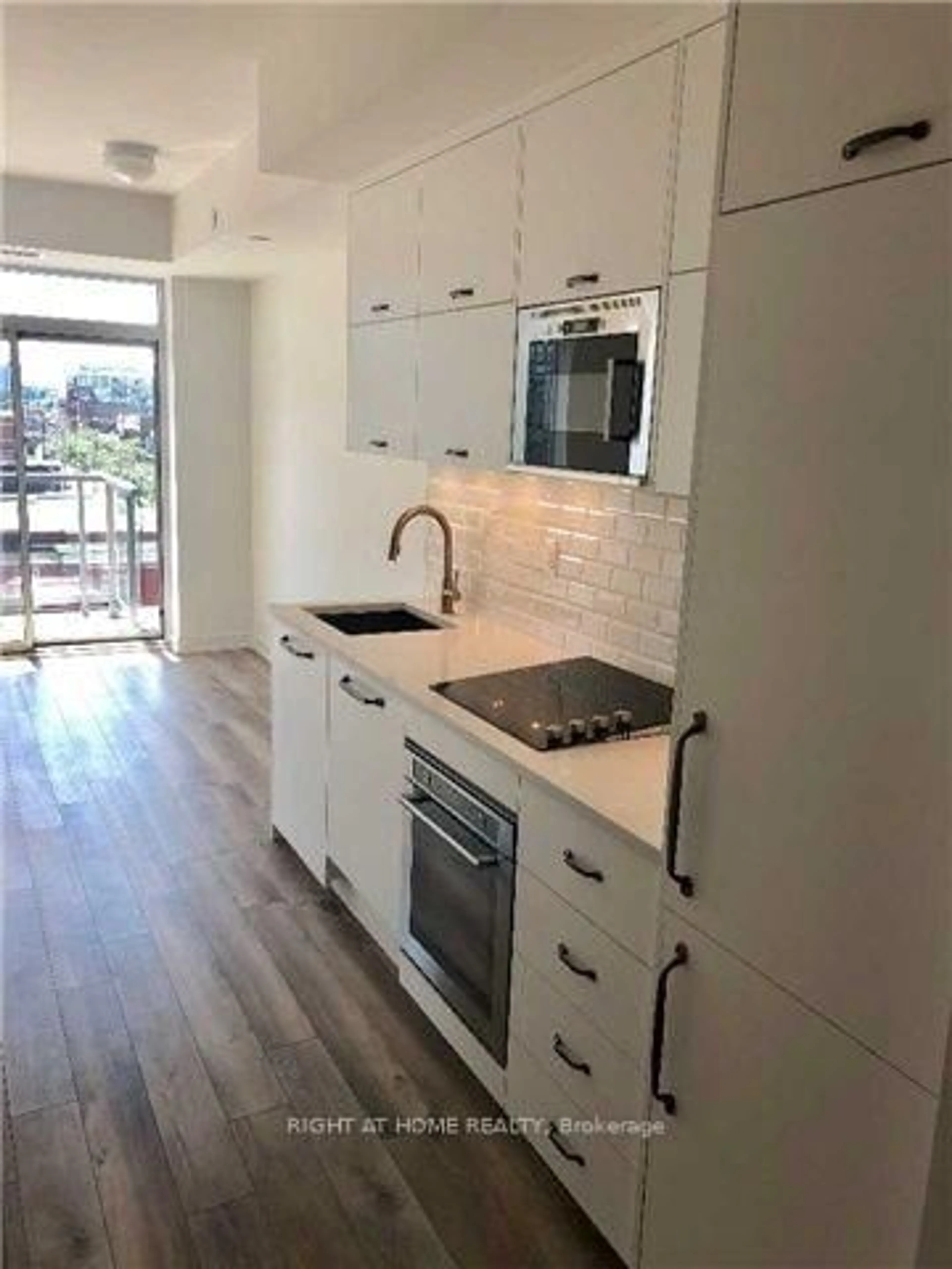 Unknown for 106 Dovercourt Rd #608, Toronto Ontario M6J 1J1