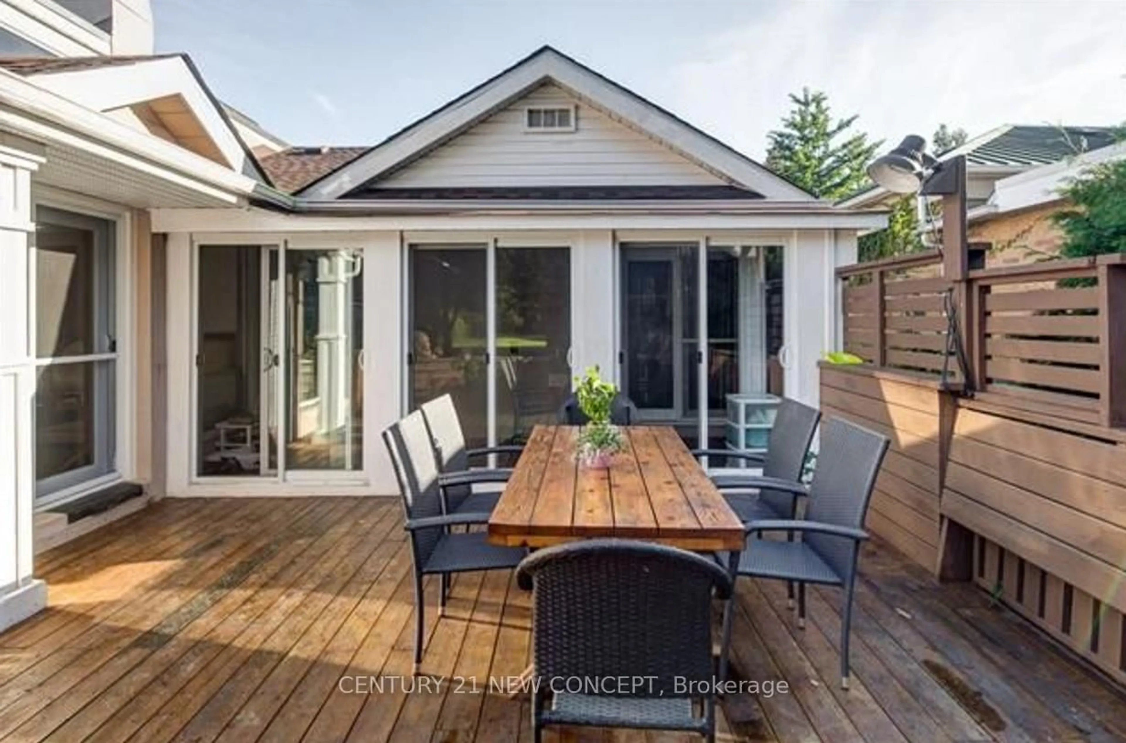 Patio, street for 312 Hendon Ave, Toronto Ontario M2M 1B2