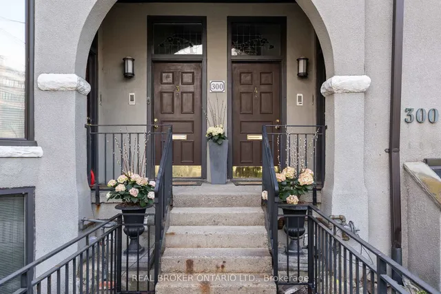 Additional property image - 300 Avenue Rd Unit 4