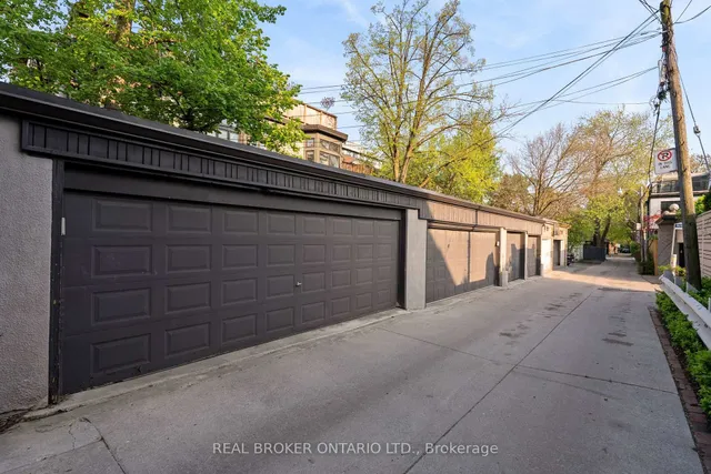 Additional property image - 300 Avenue Rd Unit 4
