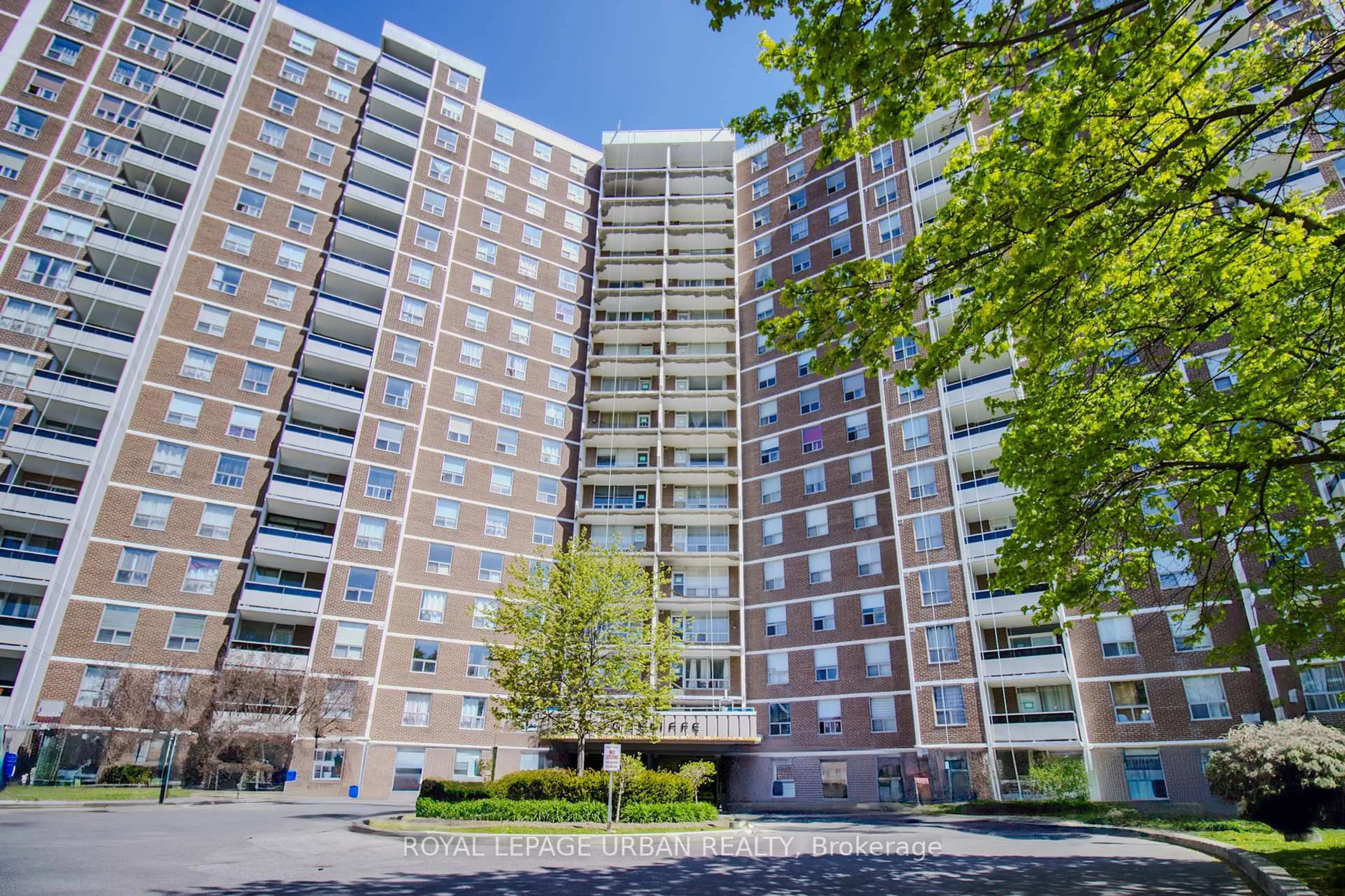 Unknown for 20 Edgecliff Gfwy #PH10, Toronto Ontario M3C 3A4