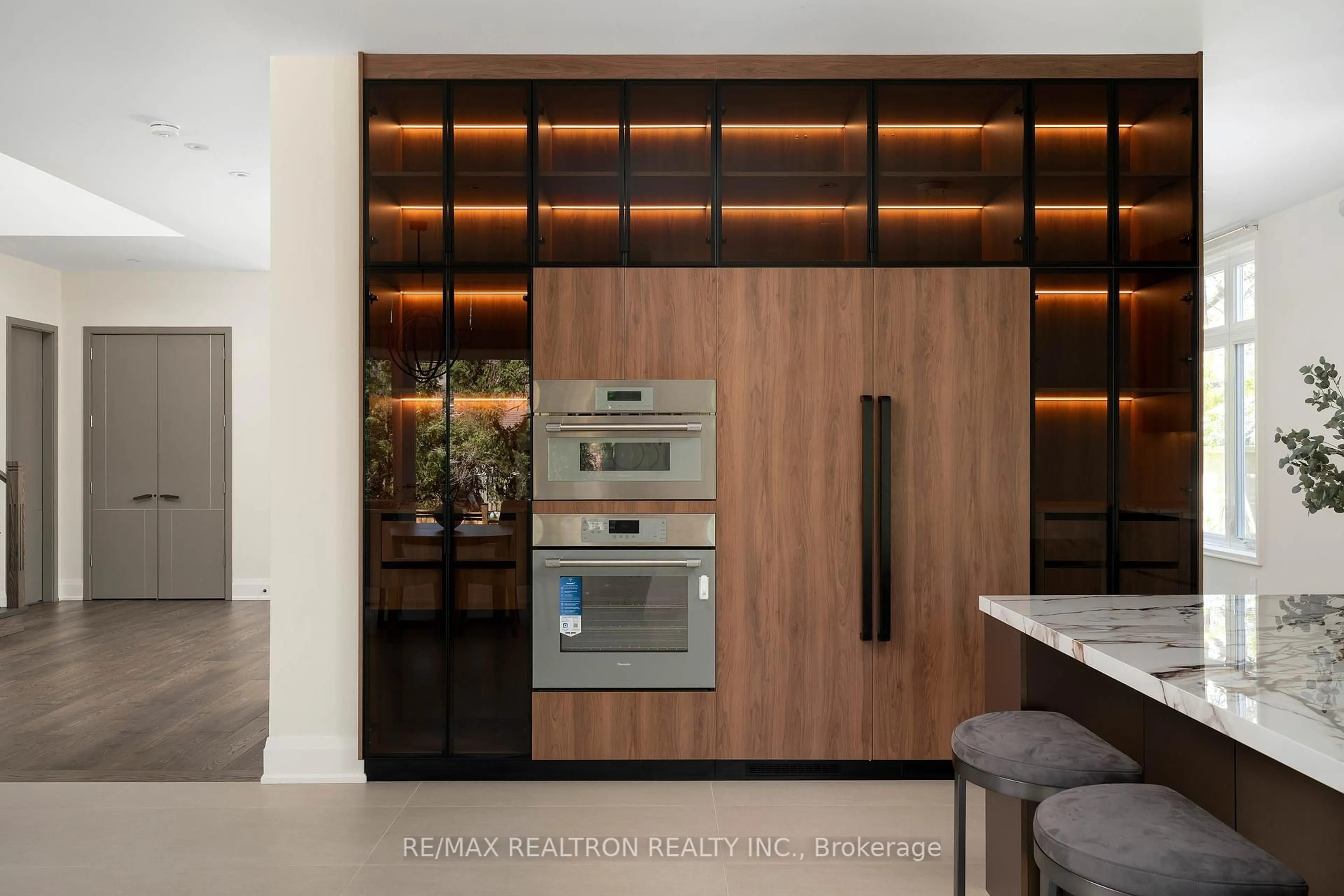 Contemporary kitchen, unknown for 146 Empress Ave, Toronto Ontario M2N 3T6