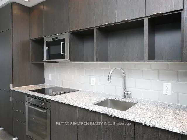 Additional property image - 89 McGill St Unit 2704
