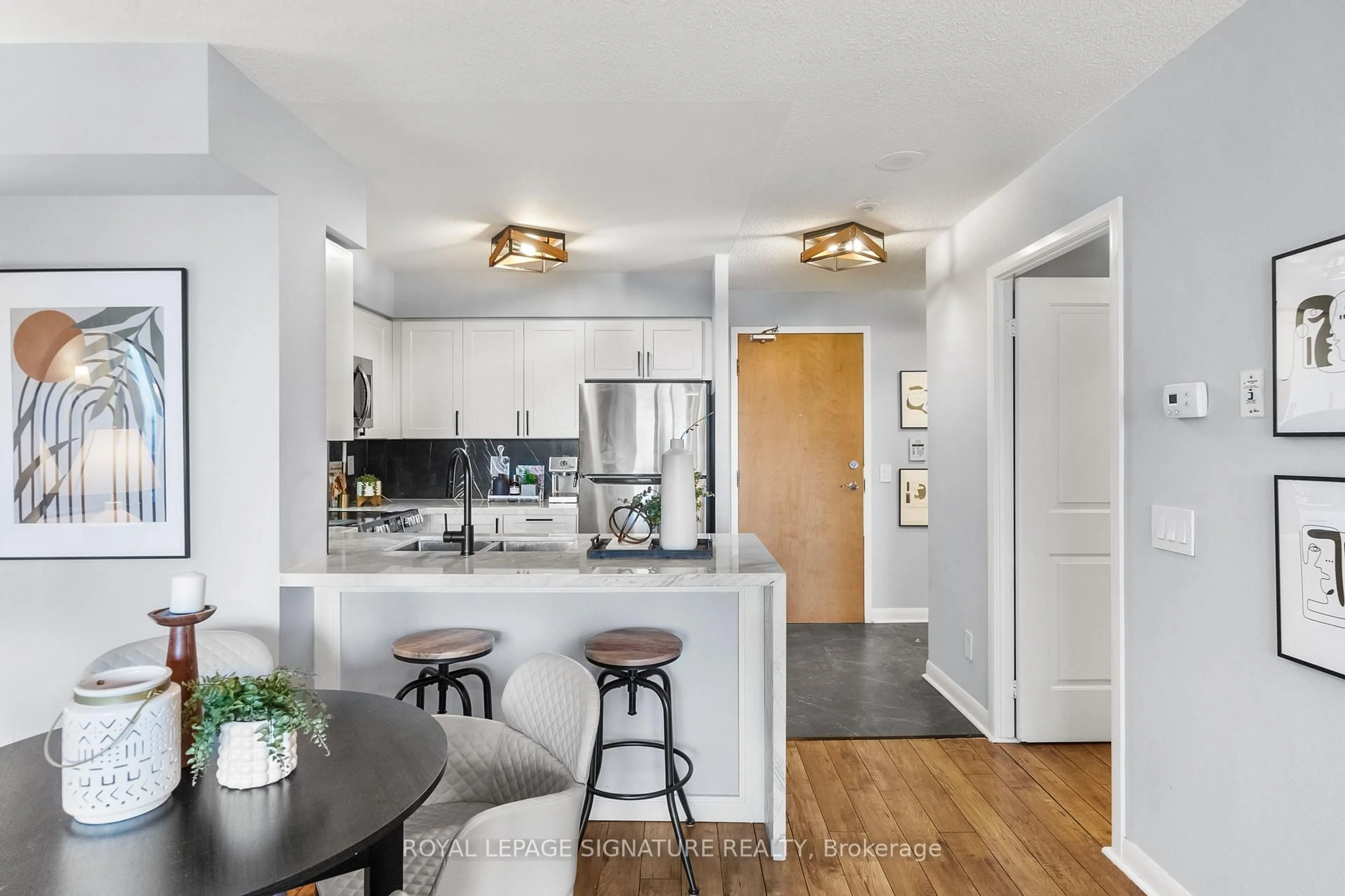 Open concept kitchen, unknown for 4968 Yonge St #3005, Toronto Ontario M2N 7G9