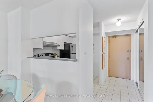 Additional property image - 24 Wellesley St Unit 610
