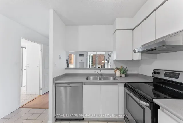 Additional property image - 24 Wellesley St Unit 610