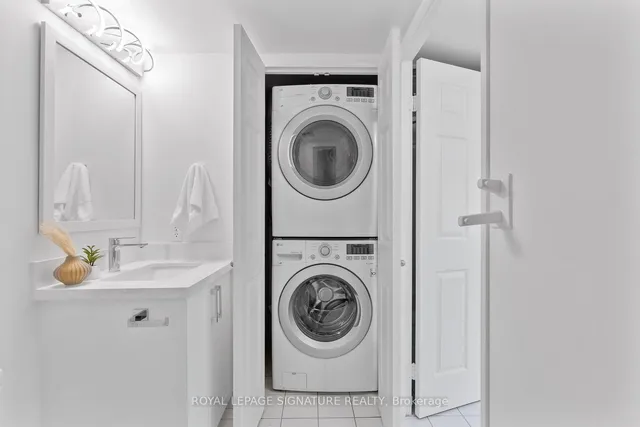 Additional property image - 24 Wellesley St Unit 610