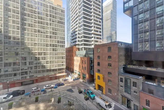 Additional property image - 24 Wellesley St Unit 610