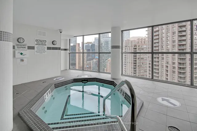 Additional property image - 24 Wellesley St Unit 610