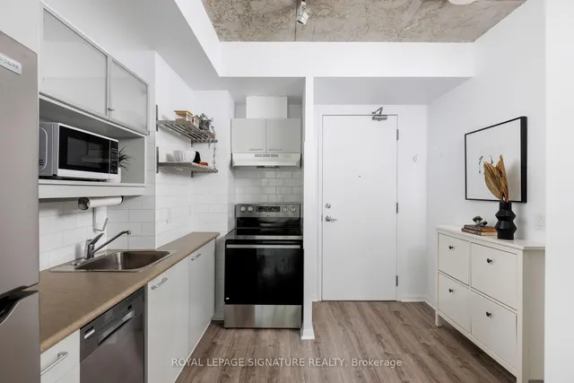 Additional property image - 333 ADELAIDE St Unit 534