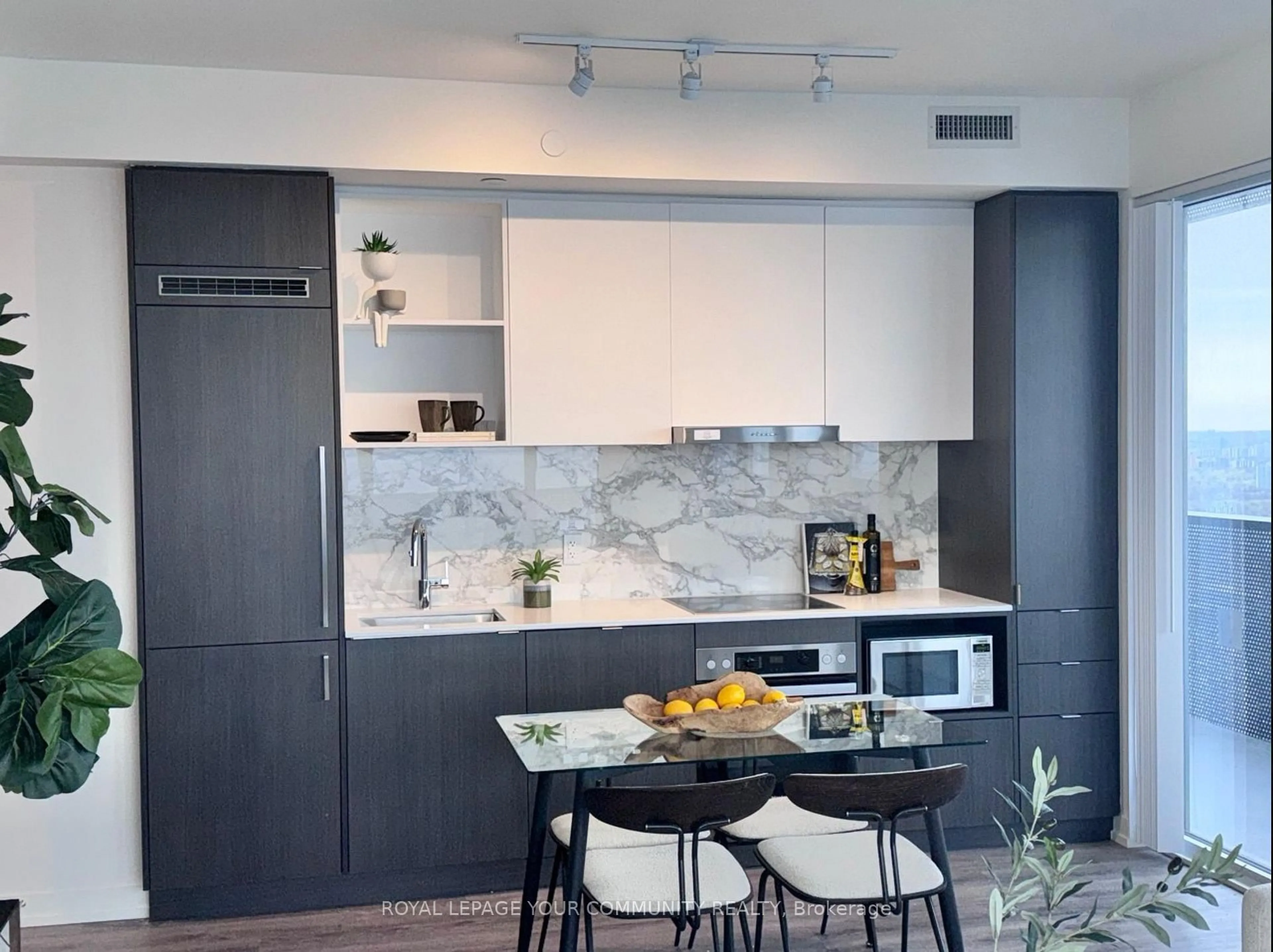 Contemporary kitchen, unknown for 138 Downes St #6506, Toronto Ontario M5E 0E4