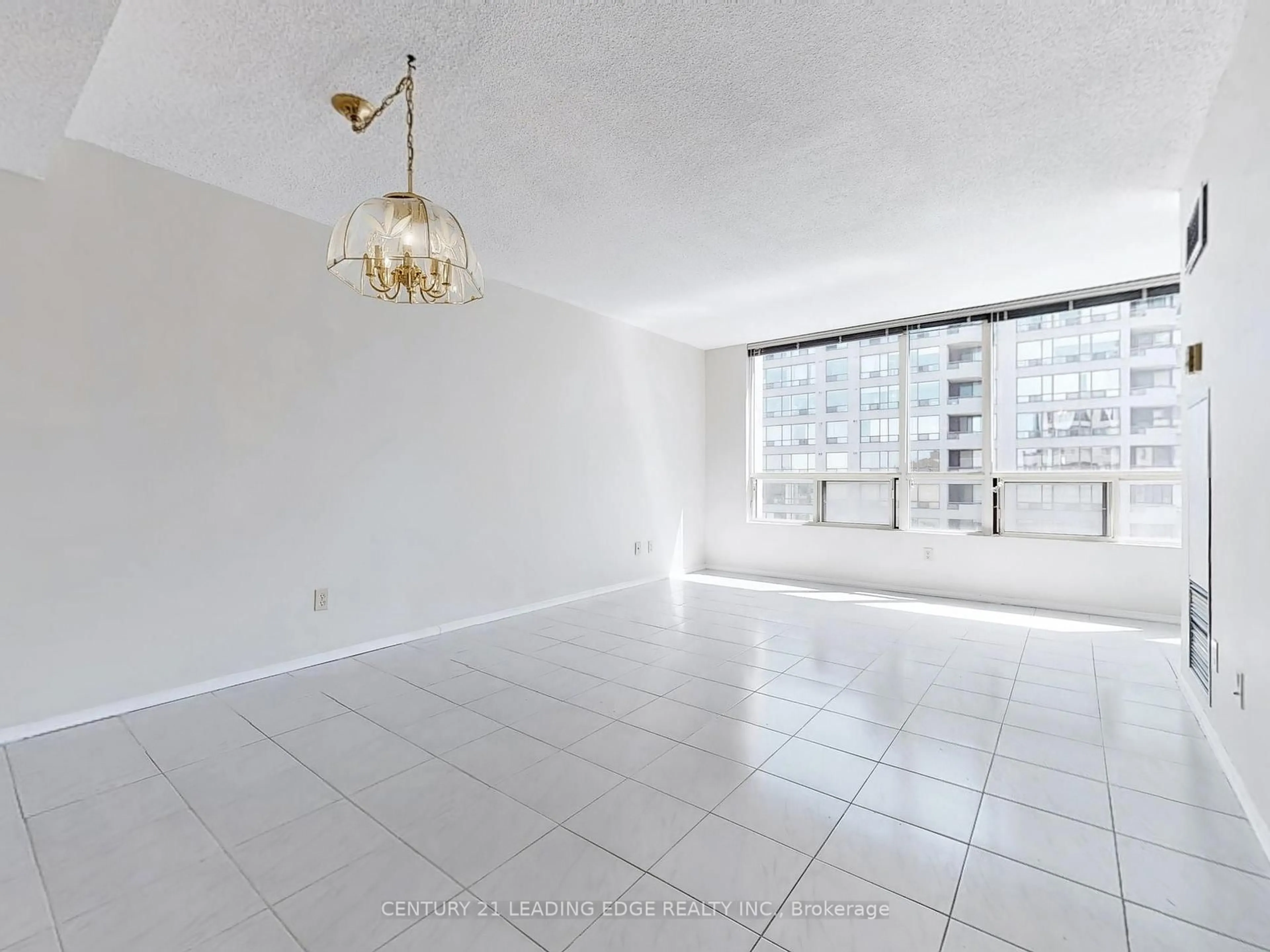 A pic of a room for 5785 Yonge St #PH404, Toronto Ontario M2M 4J2