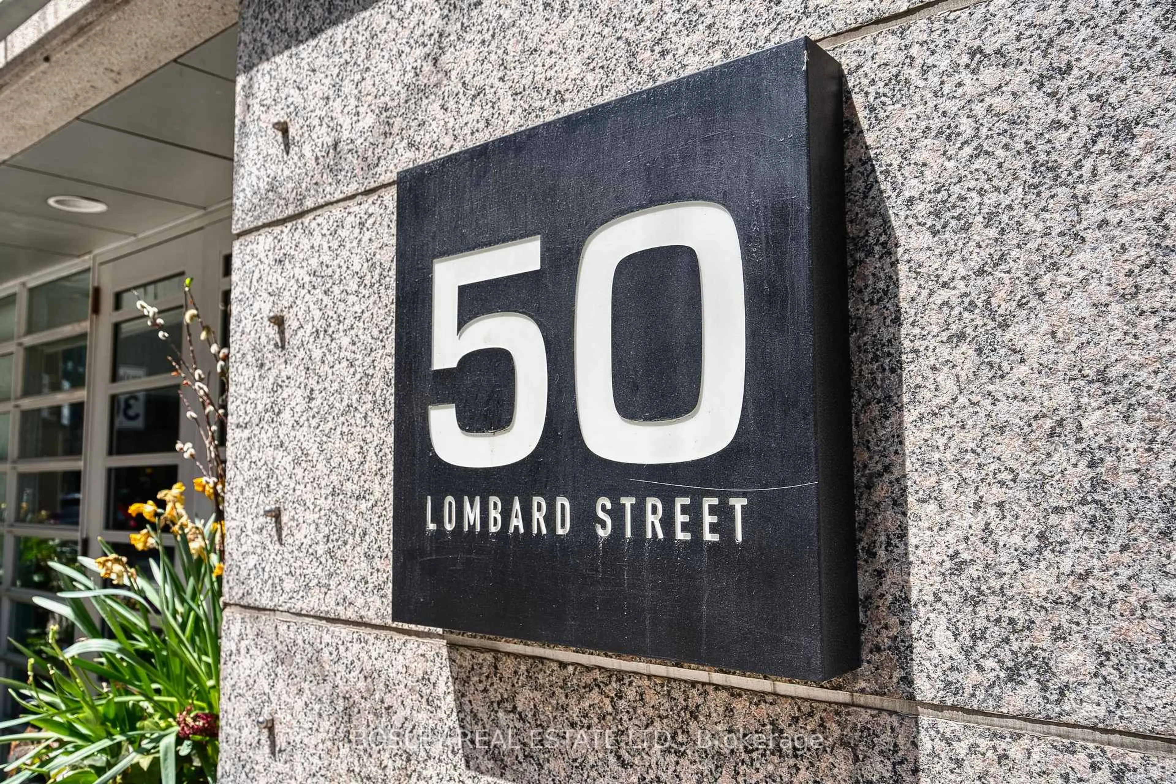 Lobby for 50 Lombard St #2104, Toronto Ontario M5C 2X4