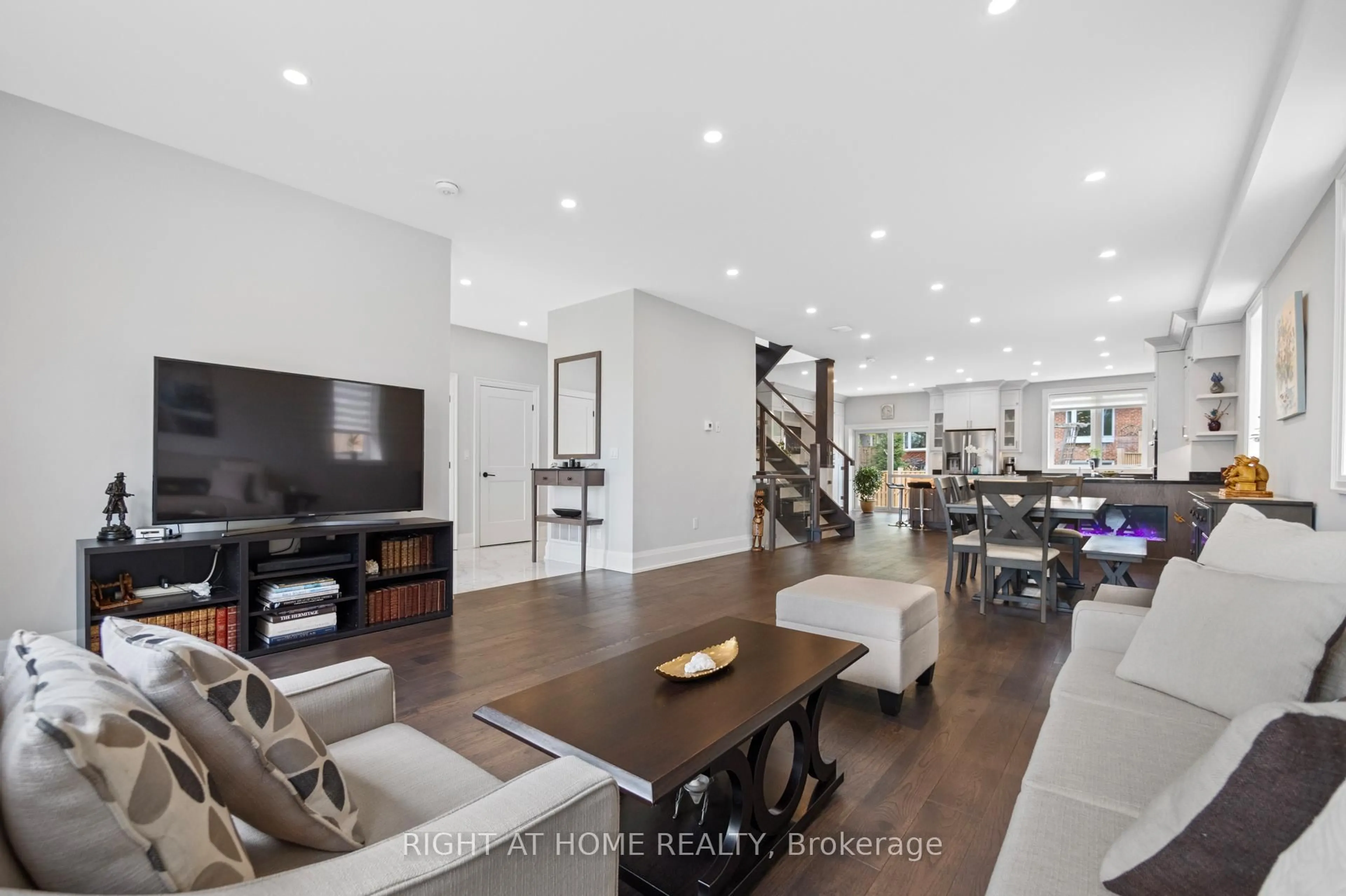 Open concept kitchen, unknown for 36 Shaunavon Heights Cres, Toronto Ontario M3A 2P4