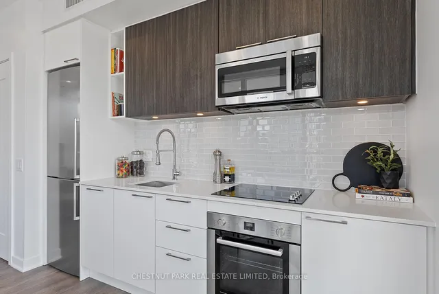 Additional property image - 120 Parliament St Unit 1812