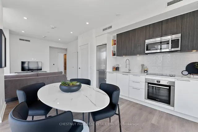 Additional property image - 120 Parliament St Unit 1812