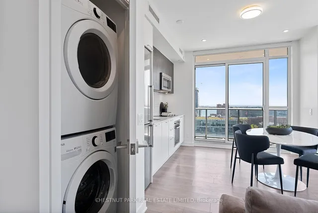 Additional property image - 120 Parliament St Unit 1812