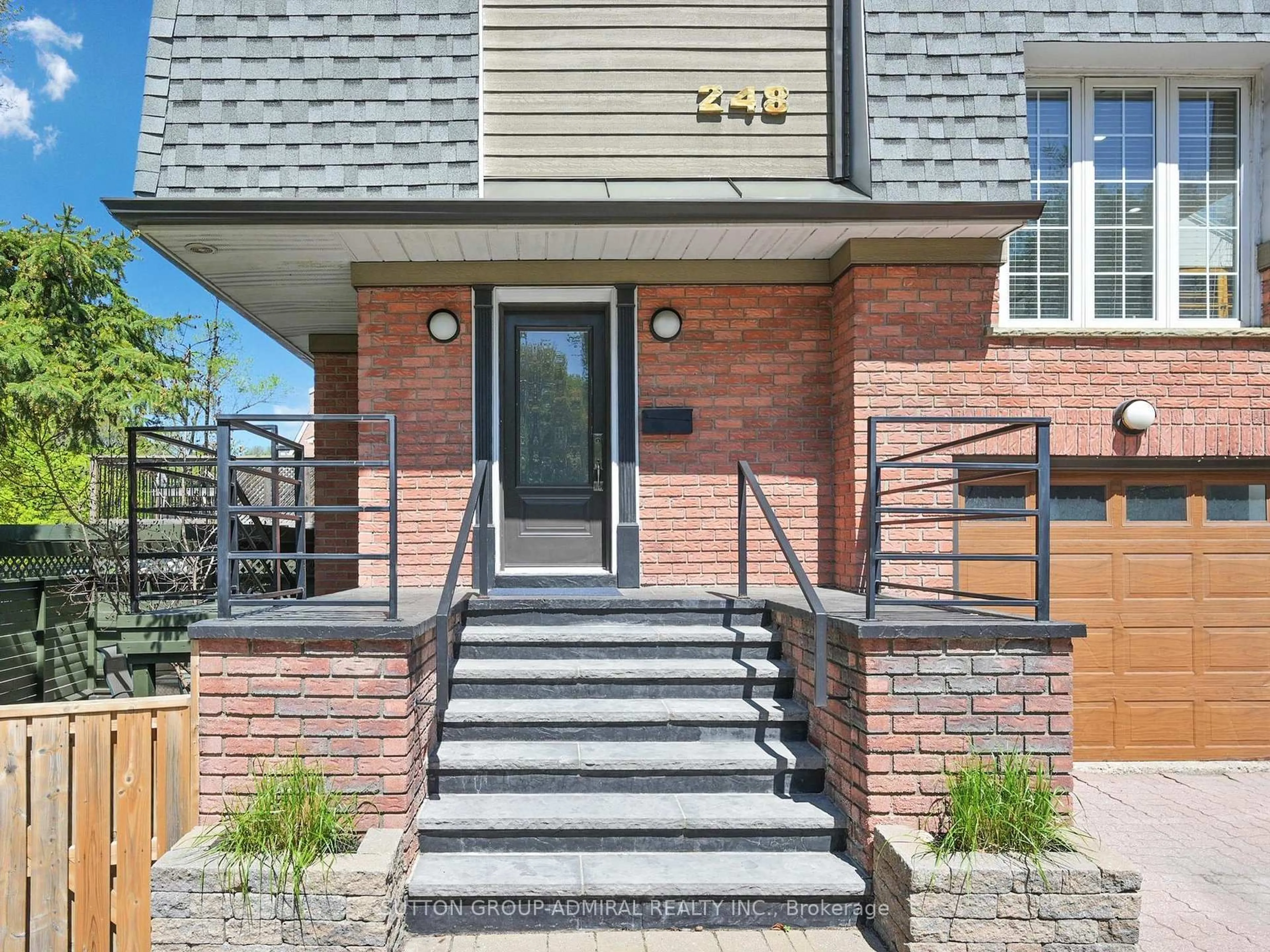 Home with brick exterior material, street for 248 Glengrove Ave, Toronto Ontario M5N 1W1