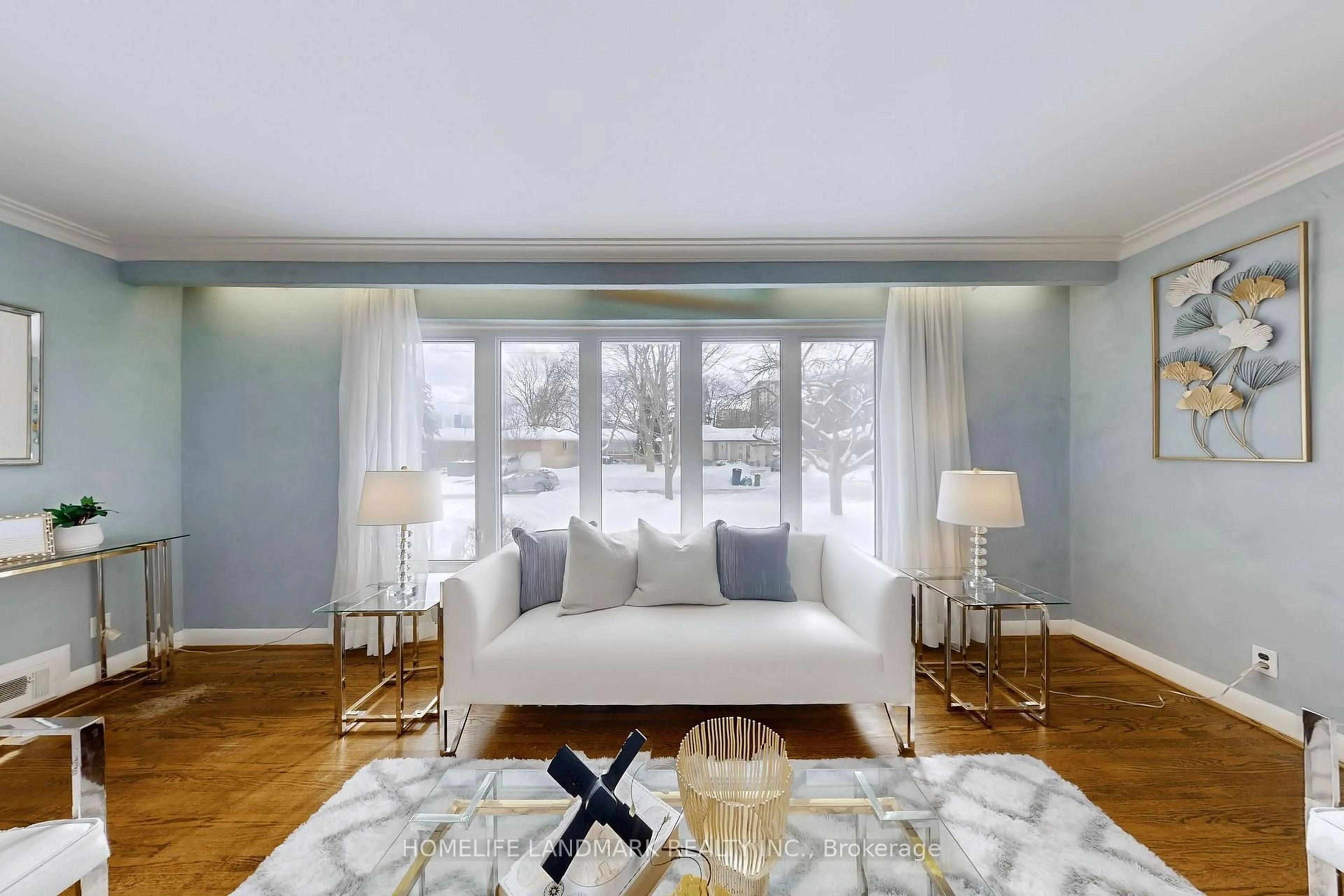 Living room with furniture, unknown for 6 Morewood Cres, Toronto Ontario M2K 1L7