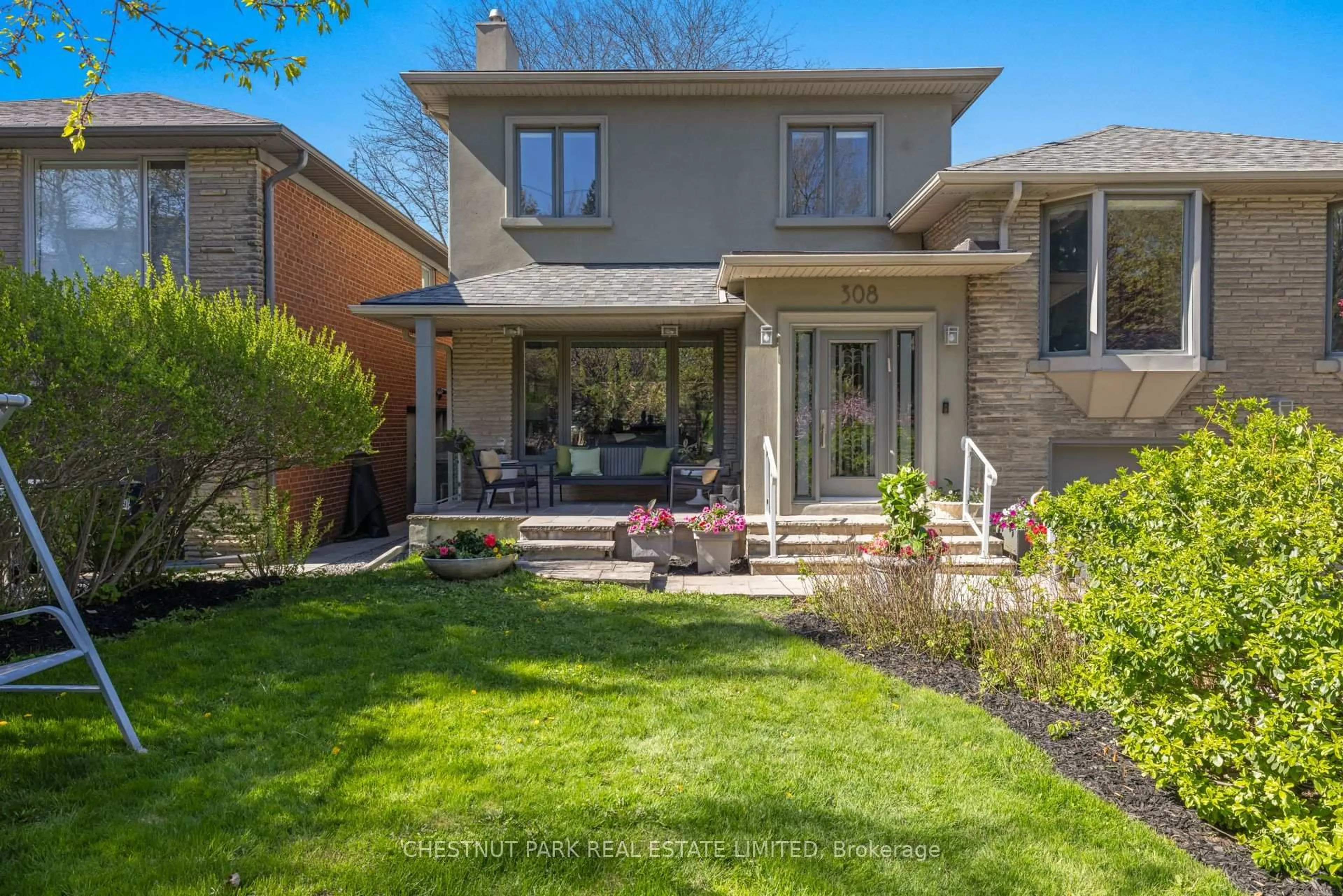 Home with brick exterior material, street for 308 Hillhurst Blvd, Toronto Ontario M6B 1N1