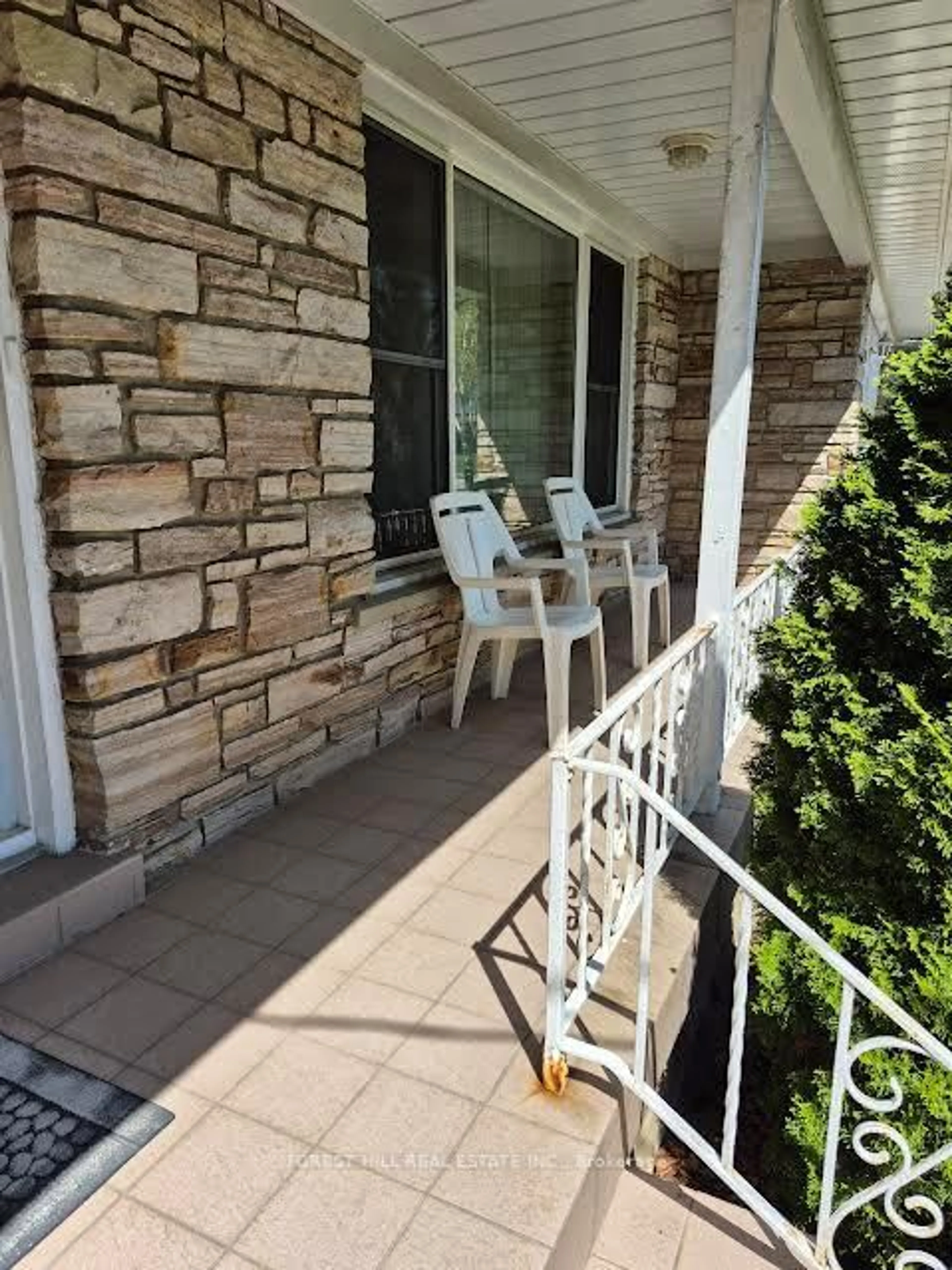 Patio, street for 36 Geraldton Cres, Toronto Ontario M2J 2R6