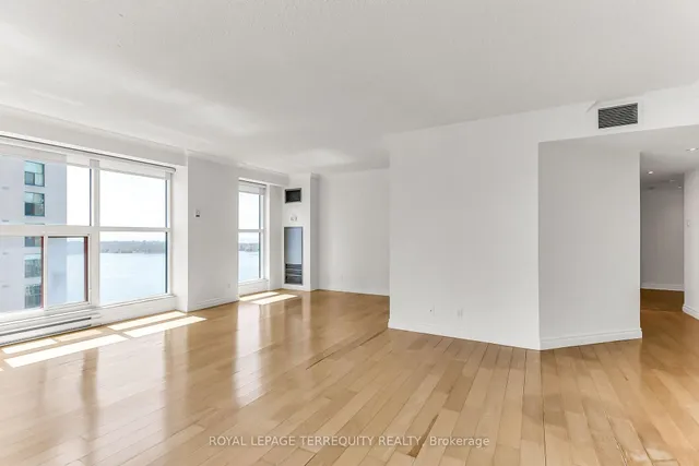 Property image - 77 Harbour Sq Unit 2707