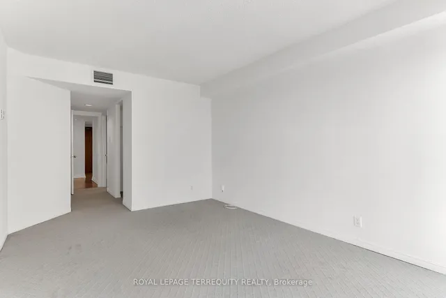Additional property image - 77 Harbour Sq Unit 2707