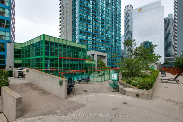 Additional property image - 77 Harbour Sq Unit 2707