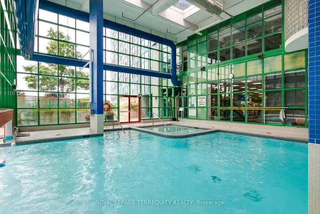 Additional property image - 77 Harbour Sq Unit 2707