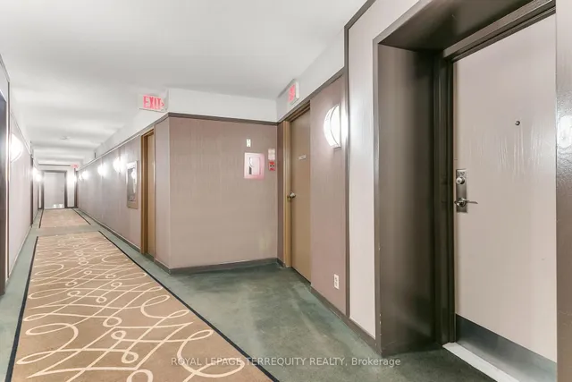 Additional property image - 77 Harbour Sq Unit 2707