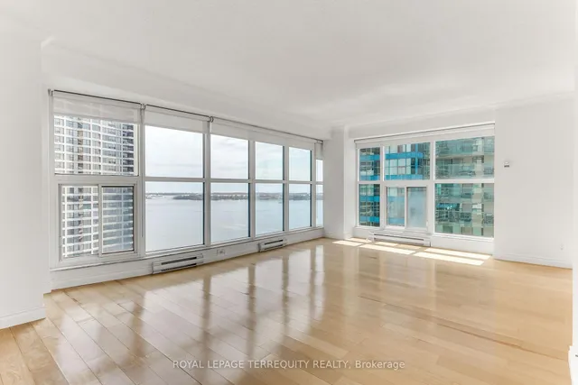Additional property image - 77 Harbour Sq Unit 2707