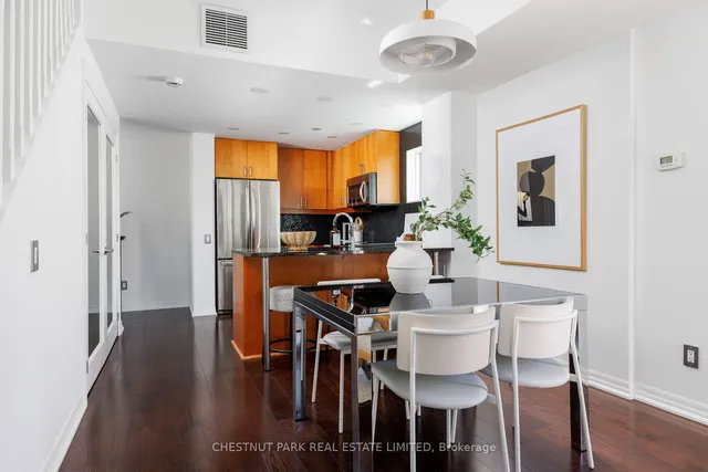 Additional property image - 901 Queen St Unit 228