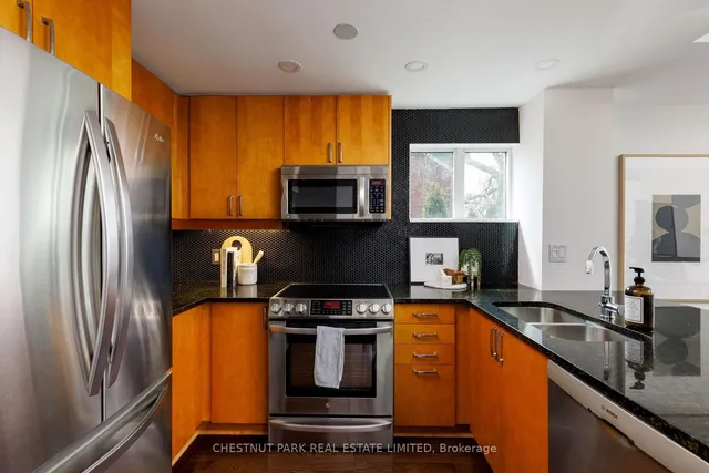 Additional property image - 901 Queen St Unit 228